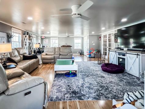 1058 N Sandy Hook Road Paoli IN 47454