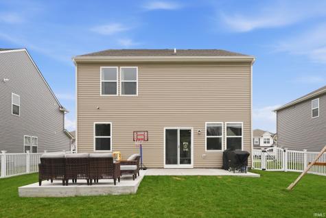 9208 Larson Drive Pendleton IN 46064