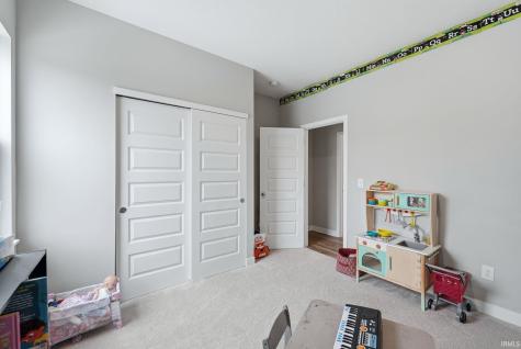 9208 Larson Drive Pendleton IN 46064