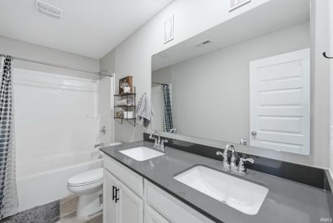 9208 Larson Drive Pendleton IN 46064
