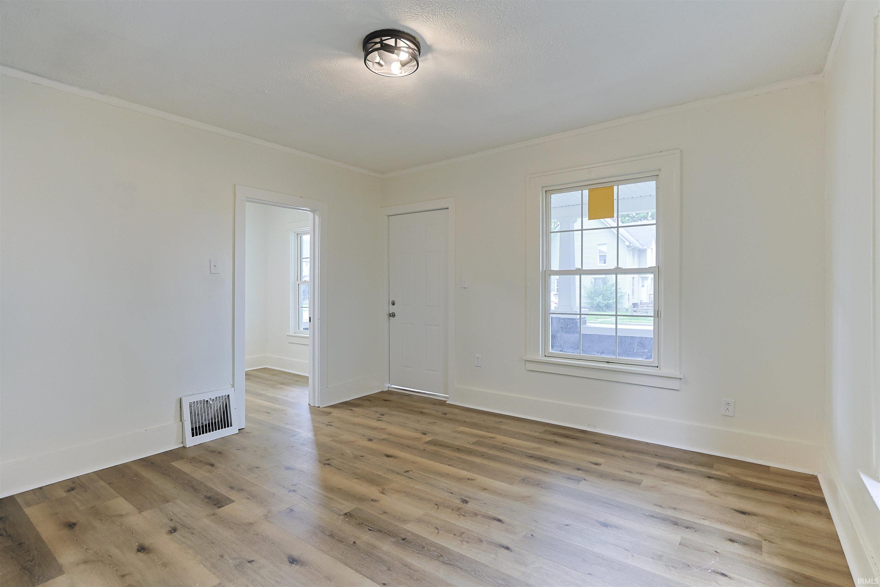 209 E 6th Street Mishawaka IN 46544