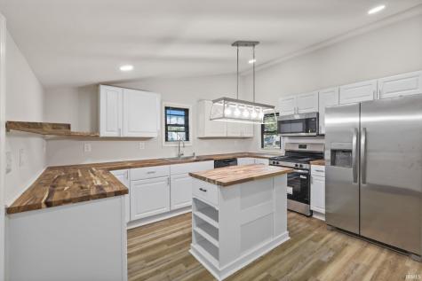 208 N Main Street Kempton IN 46049