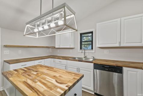 208 N Main Street Kempton IN 46049