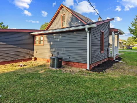 208 N Main Street Kempton IN 46049