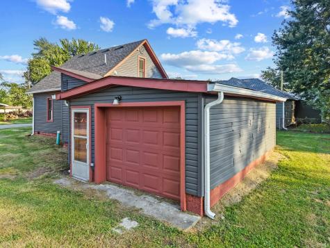 208 N Main Street Kempton IN 46049