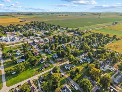 208 N Main Street Kempton IN 46049