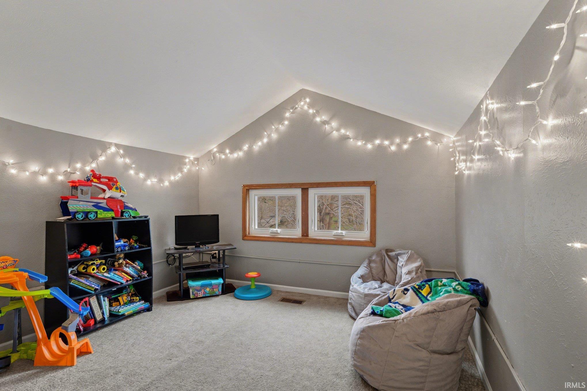 226 Parkovash Avenue South Bend IN 46617