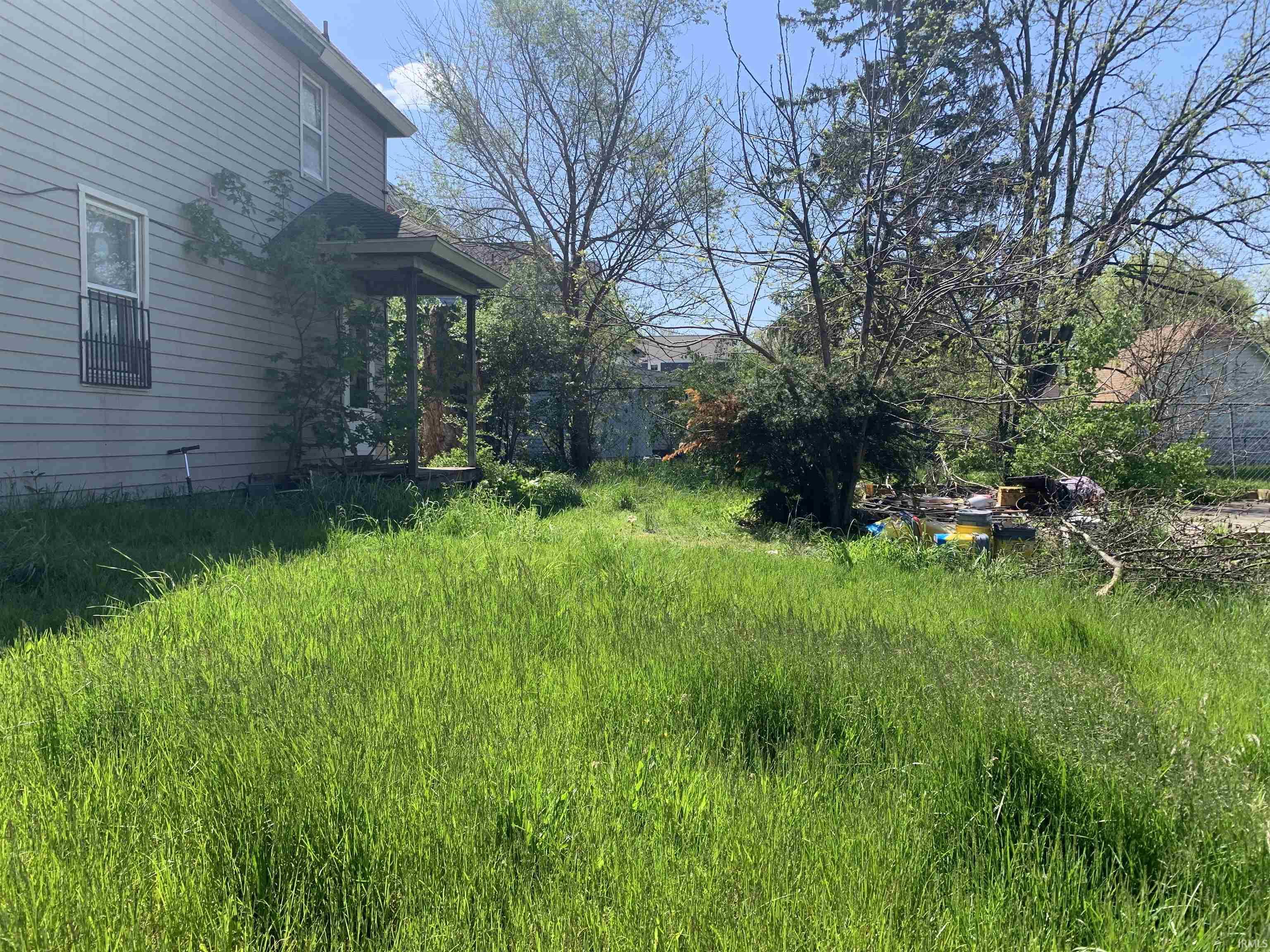 753 Cleveland Avenue South Bend IN 46628