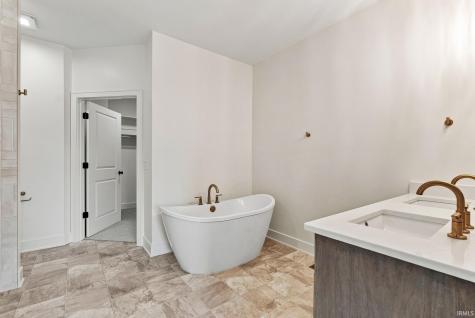 2851 Quinlado Lane Fort Wayne IN 46818
