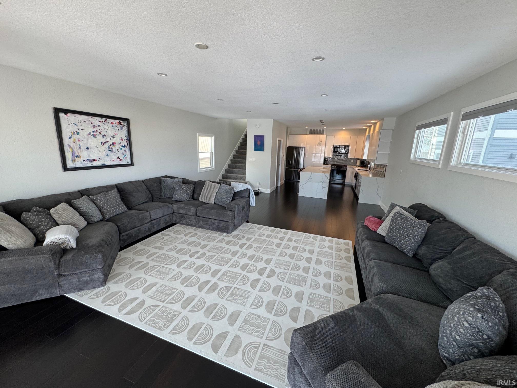 2131 Boulevard Street Rochester IN 46975