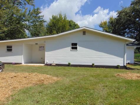 8140 SE Jeff Road Warren IN 46792