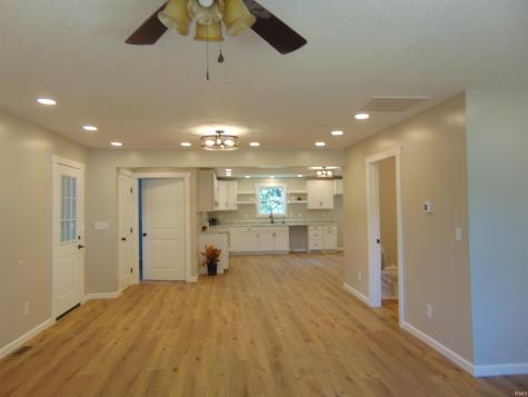 8140 SE Jeff Road Warren IN 46792