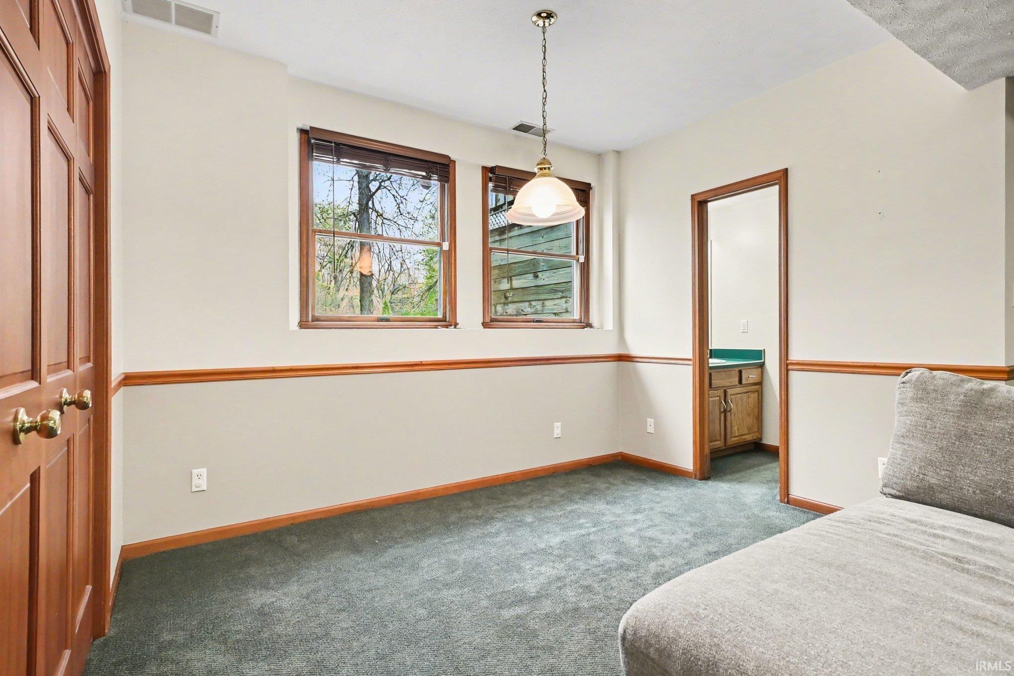 3250 N Ashford Court Warsaw IN 46582