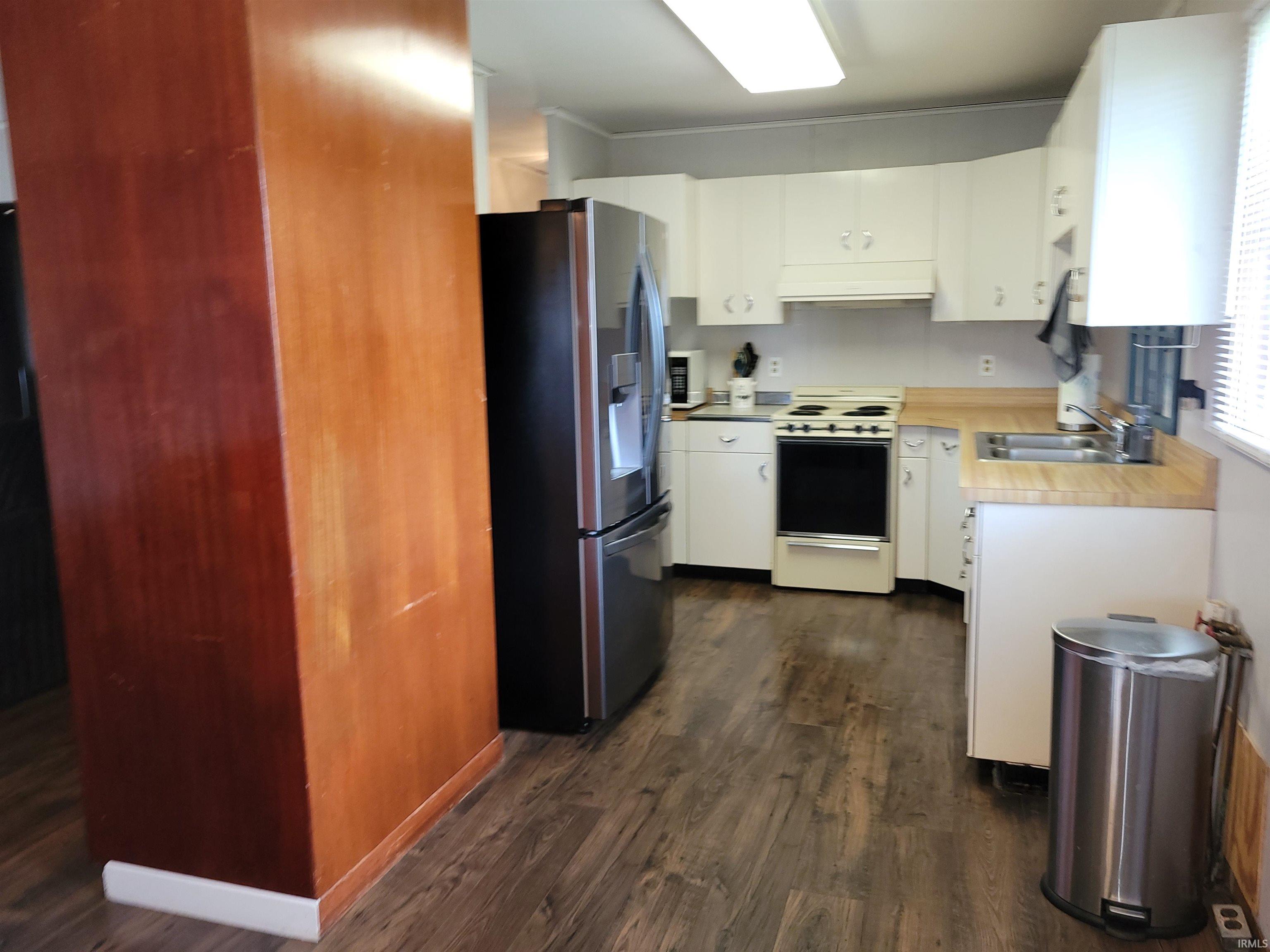 1603 Sunset Court Rochester IN 46975