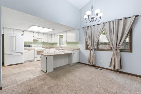 7721 Westford Court Fort Wayne IN 46835
