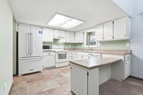7721 Westford Court Fort Wayne IN 46835