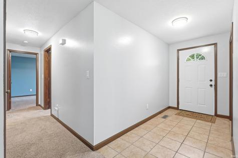 7721 Westford Court Fort Wayne IN 46835