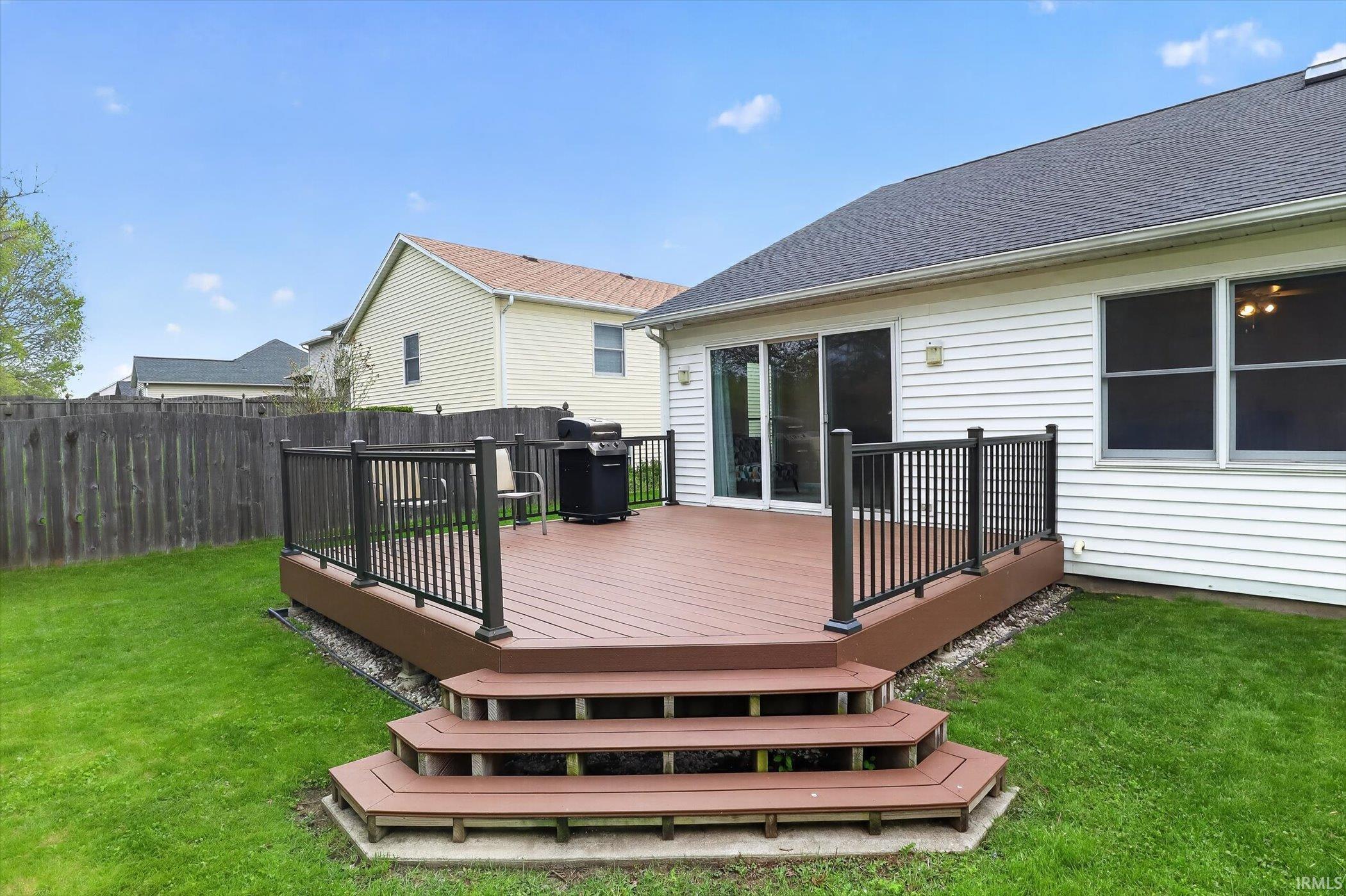 3221 W Wild Cherry Ridge Mishawaka IN 46544