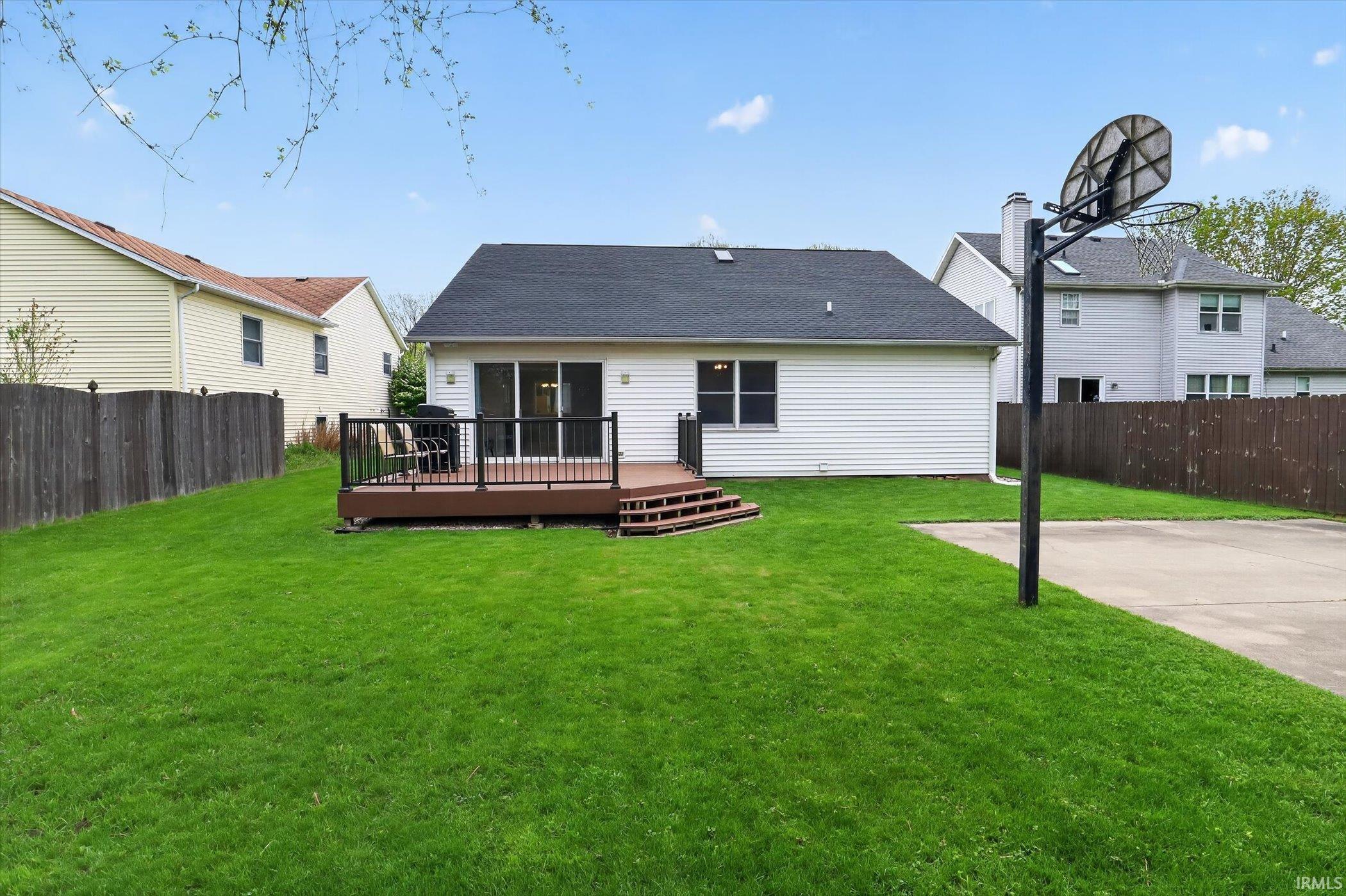 3221 W Wild Cherry Ridge Mishawaka IN 46544