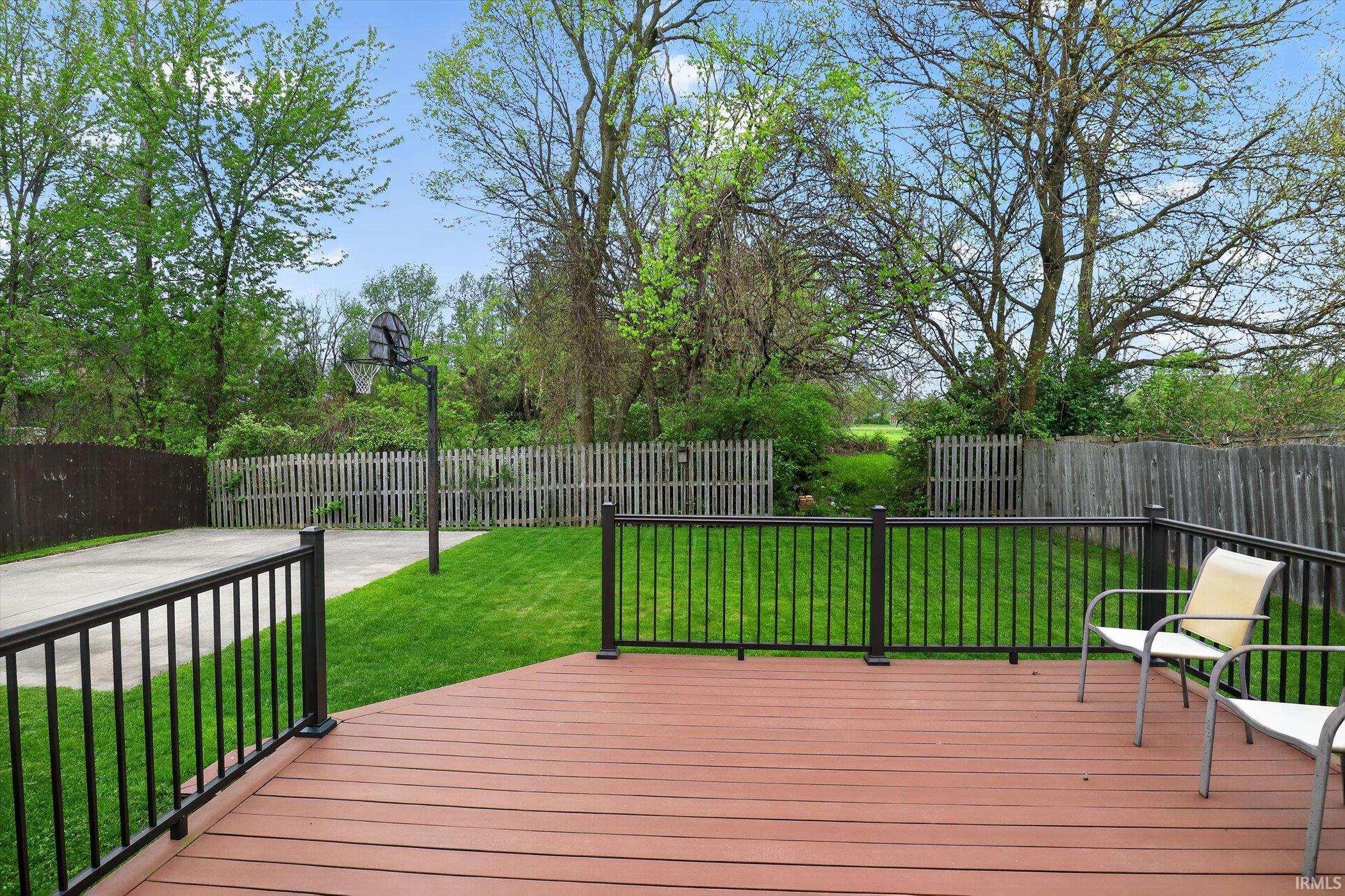 3221 W Wild Cherry Ridge Mishawaka IN 46544