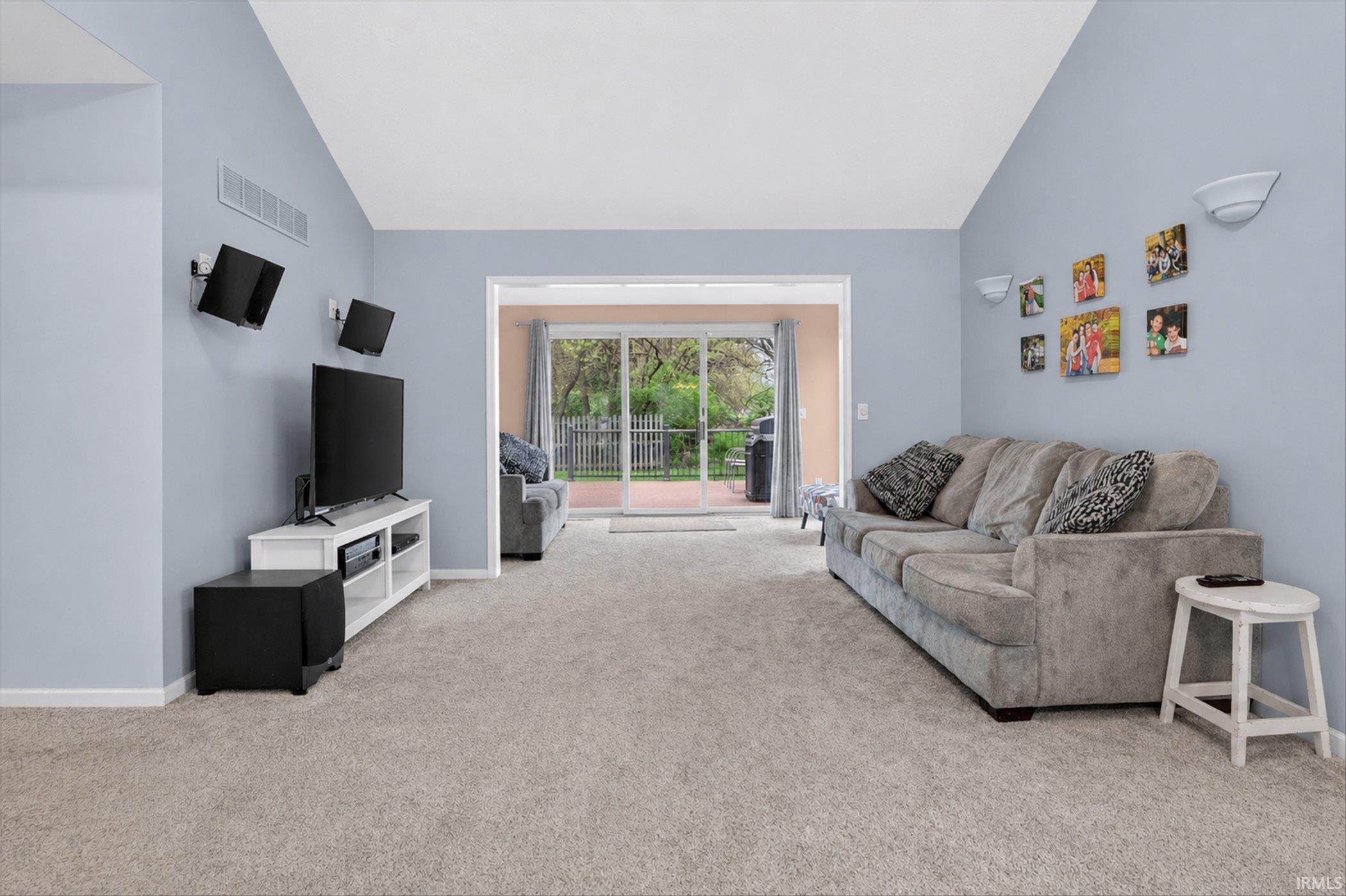 3221 W Wild Cherry Ridge Mishawaka IN 46544