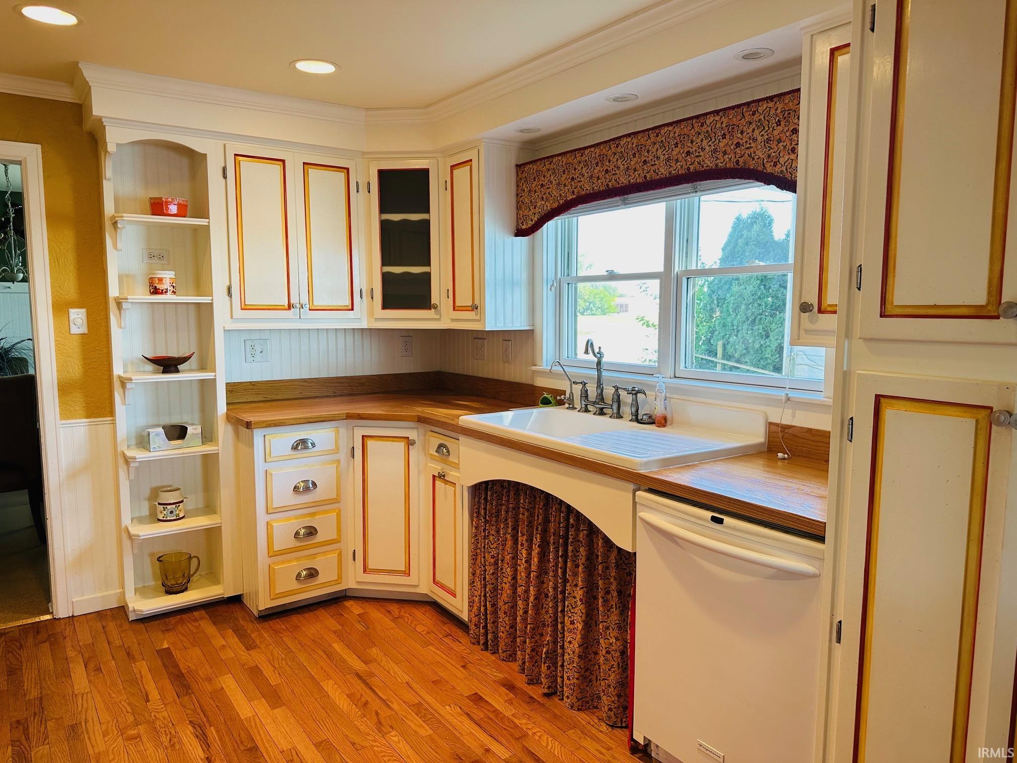 2215 E State Rd 14 Highway Rochester IN 46975