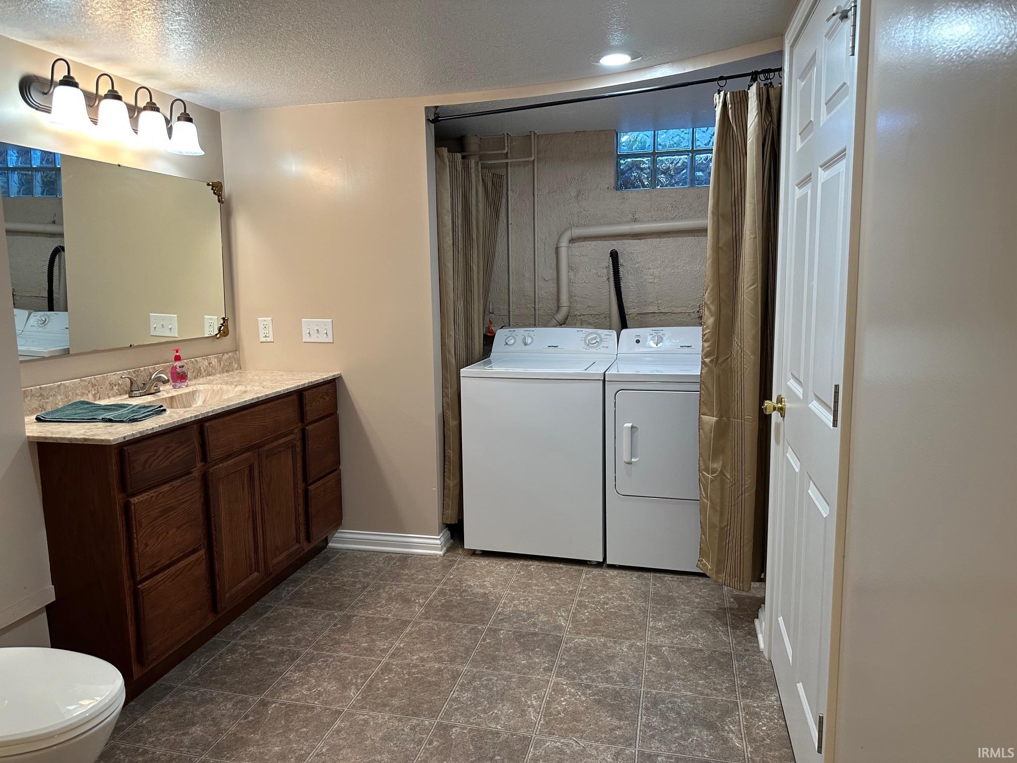 2215 E State Rd 14 Highway Rochester IN 46975