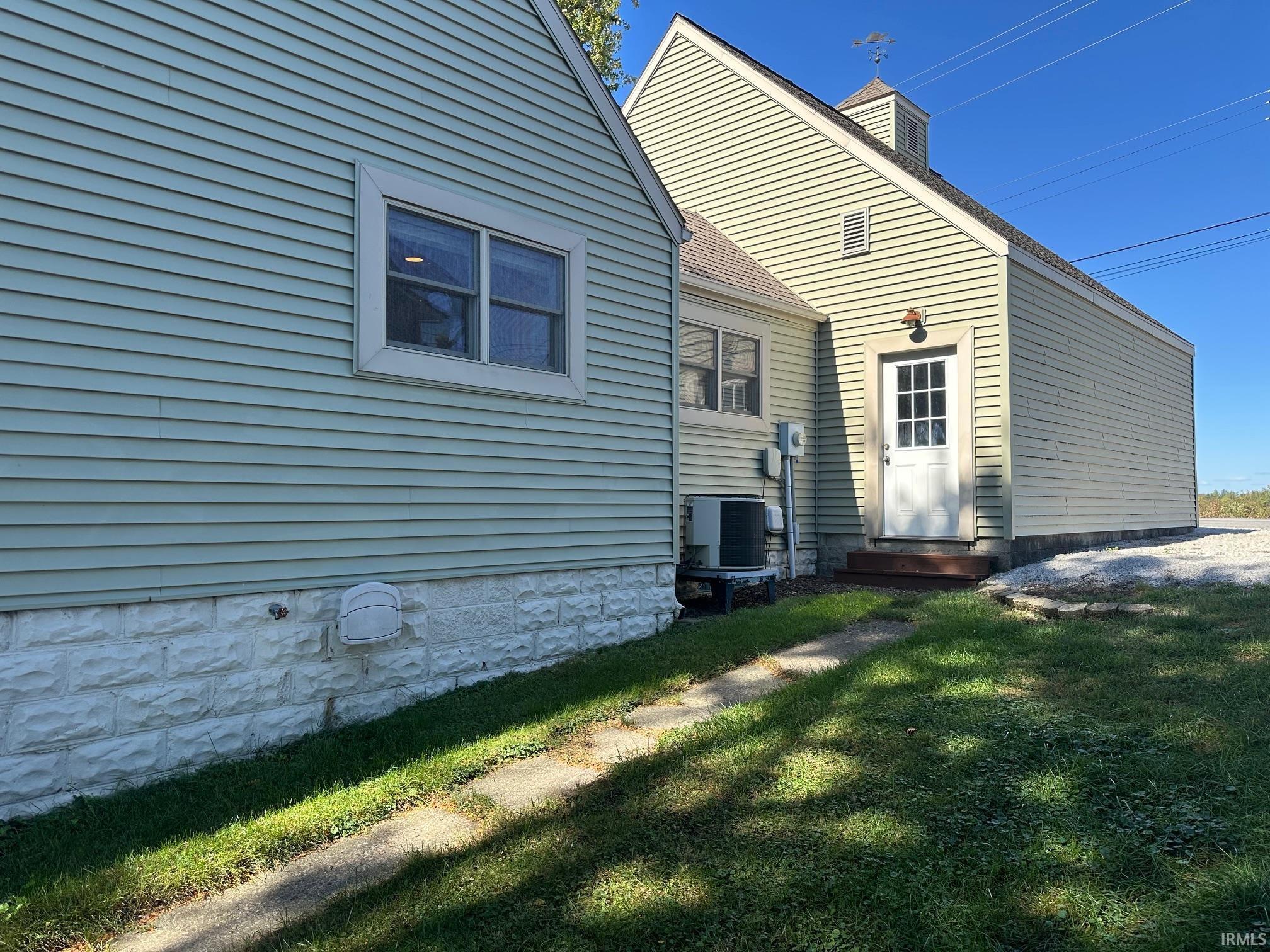 2215 E State Rd 14 Highway Rochester IN 46975