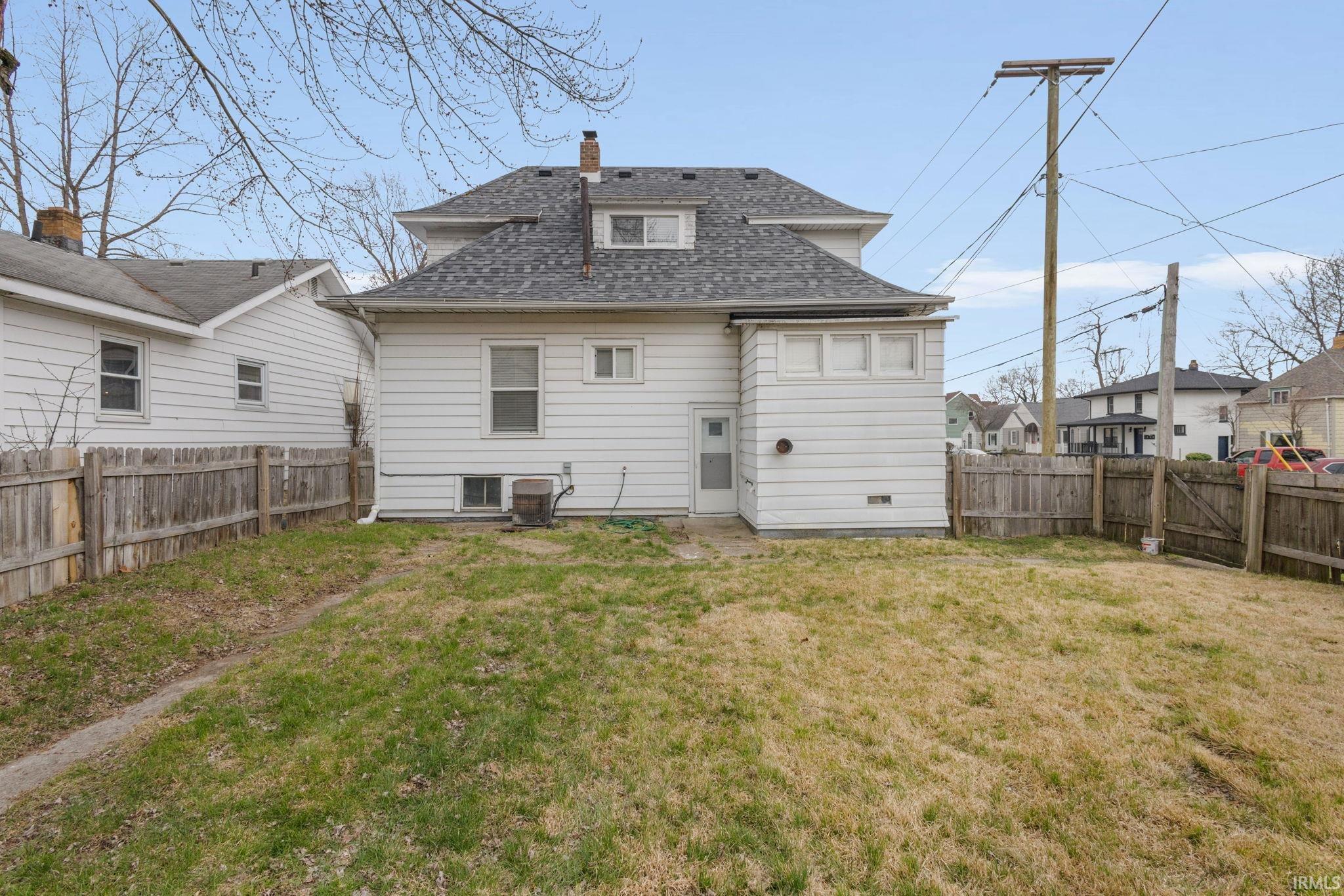 1123 S 21st Street South Bend IN 46615