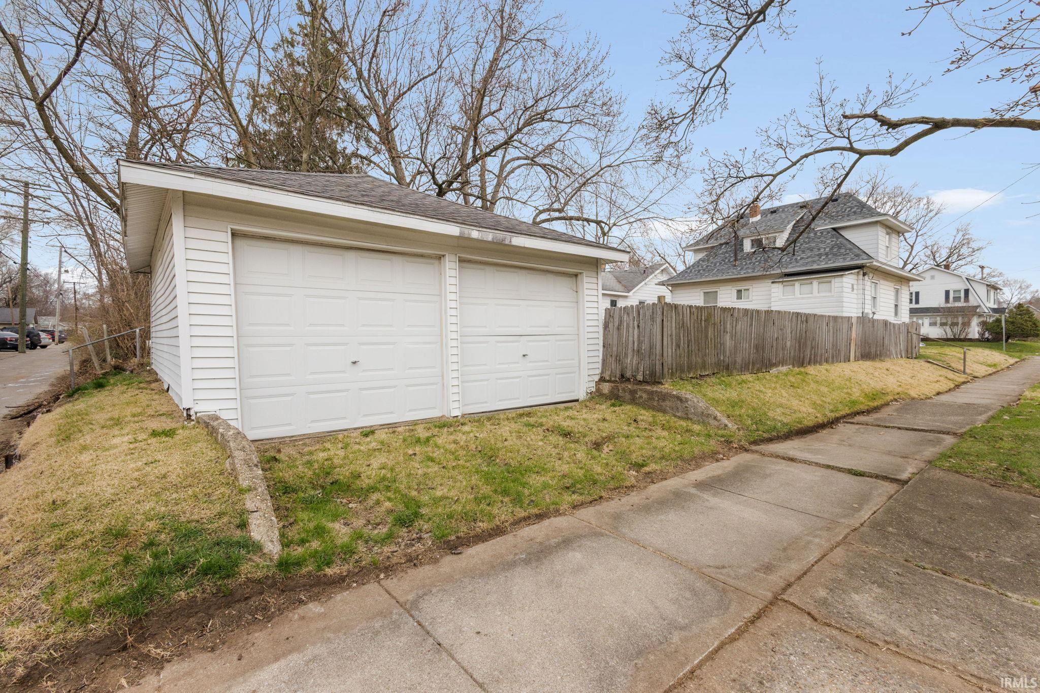1123 S 21st Street South Bend IN 46615