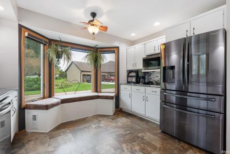 9022 S Bay Court New Haven IN 46774