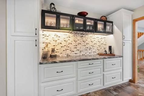 9022 S Bay Court New Haven IN 46774