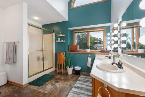 9022 S Bay Court New Haven IN 46774
