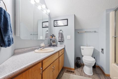 9022 S Bay Court New Haven IN 46774