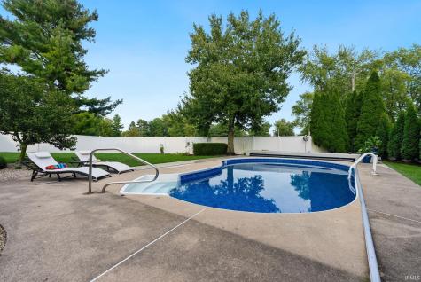 9022 S Bay Court New Haven IN 46774