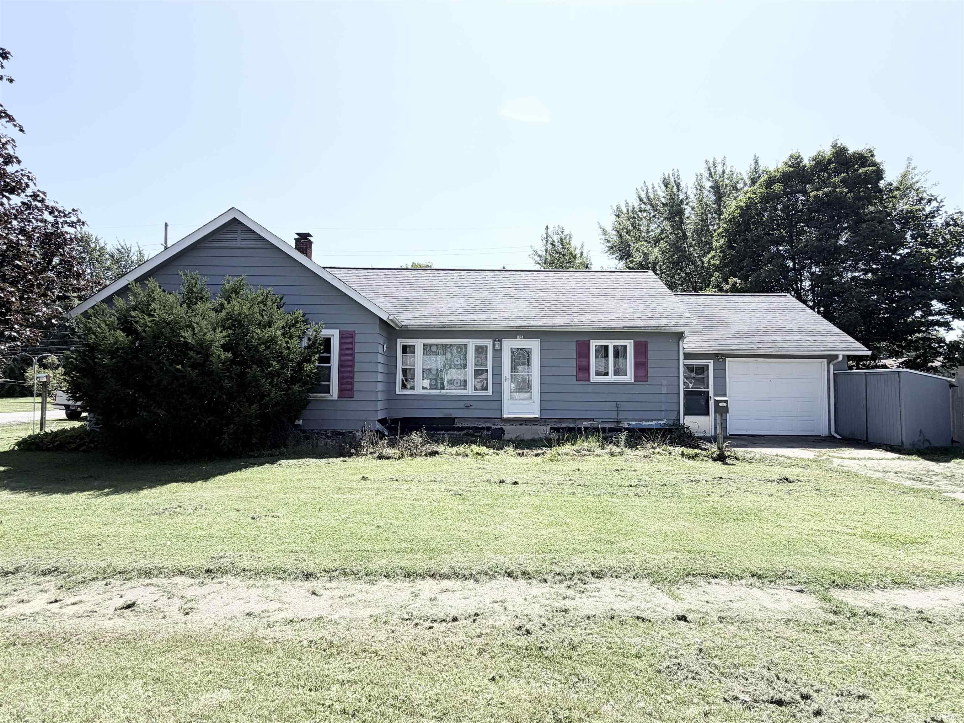 824 Ohio Street Laporte IN 46350