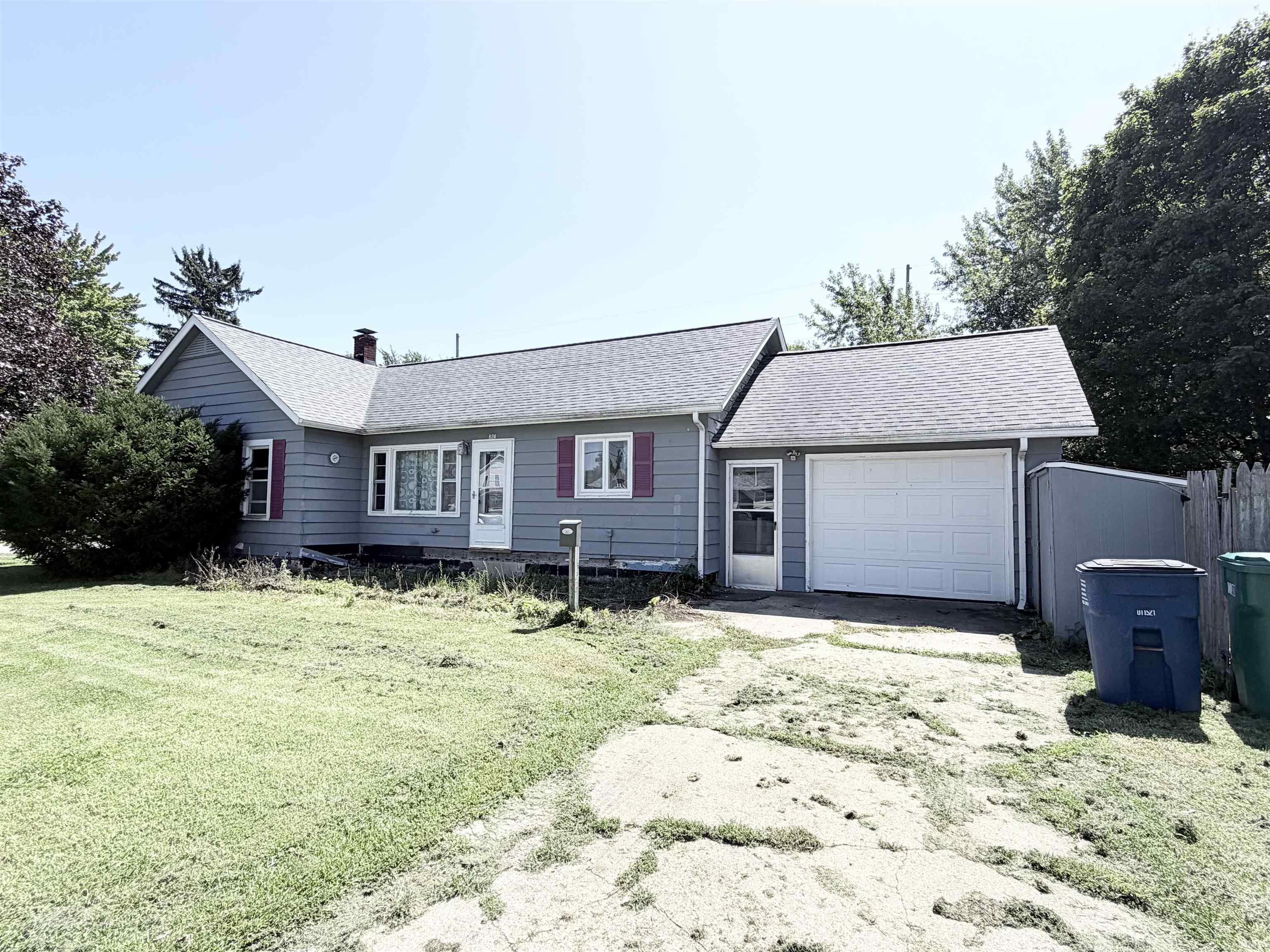 824 Ohio Street Laporte IN 46350