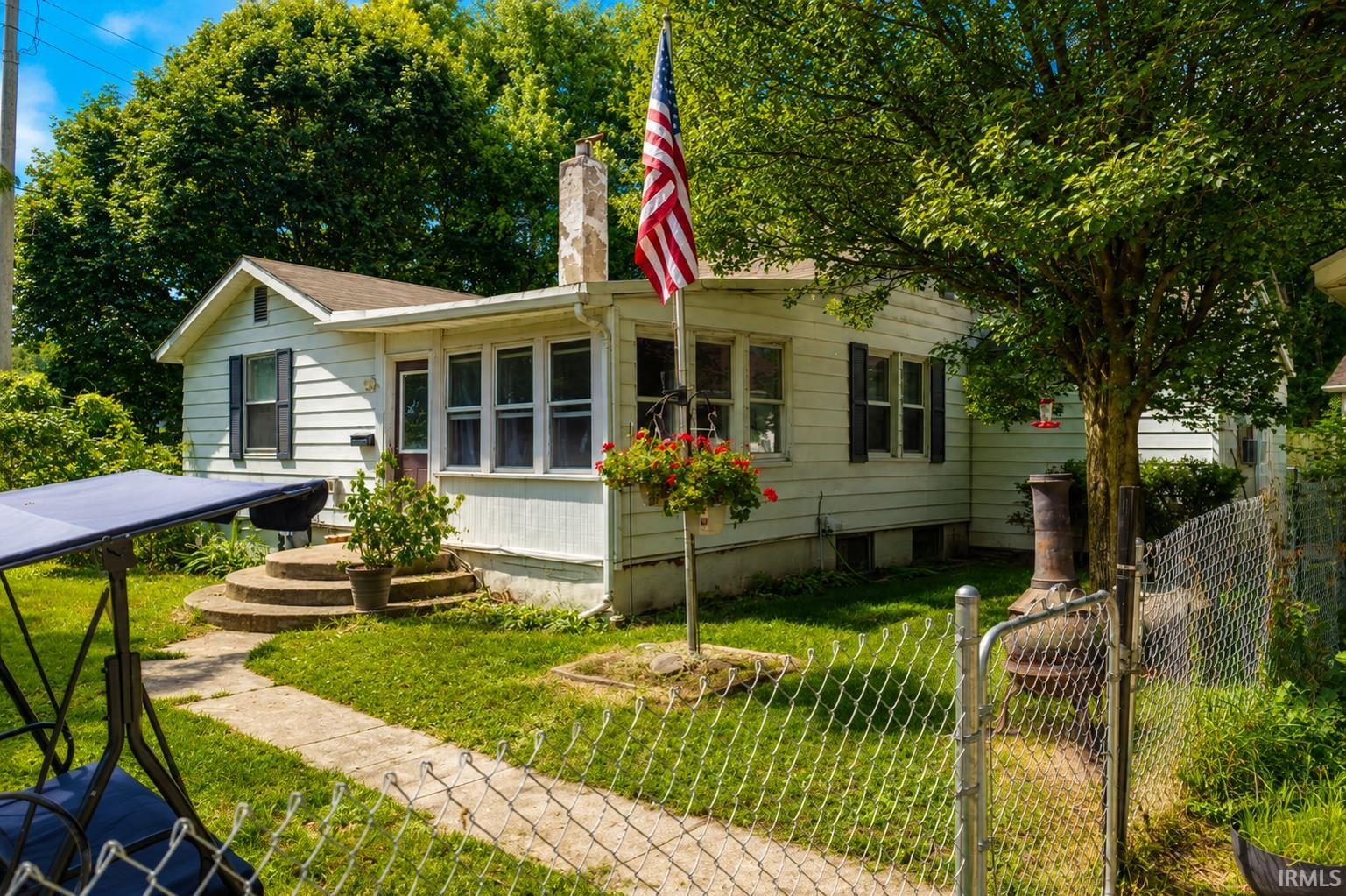 1501 Panama Street Mishawaka IN 46544