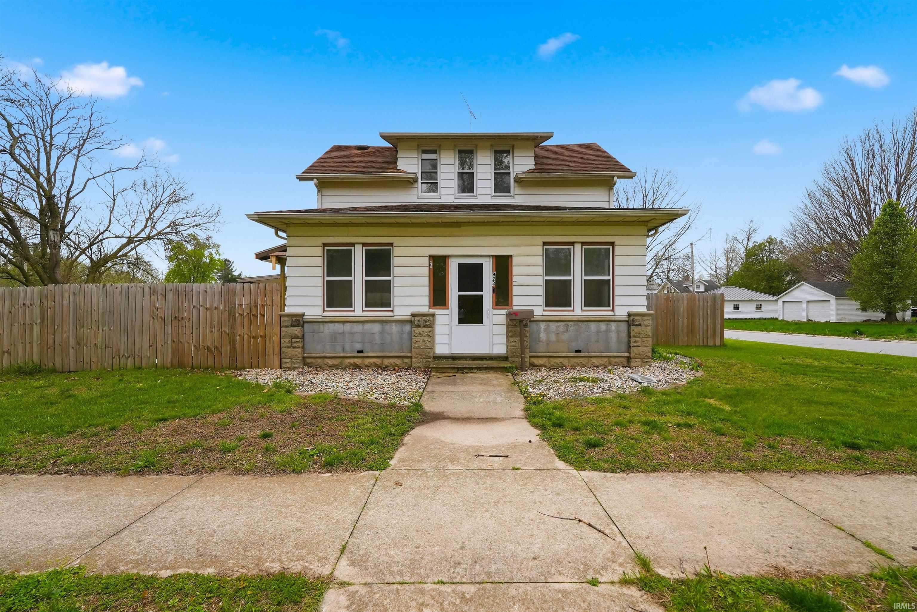 923 W Laporte Street Plymouth IN 46563