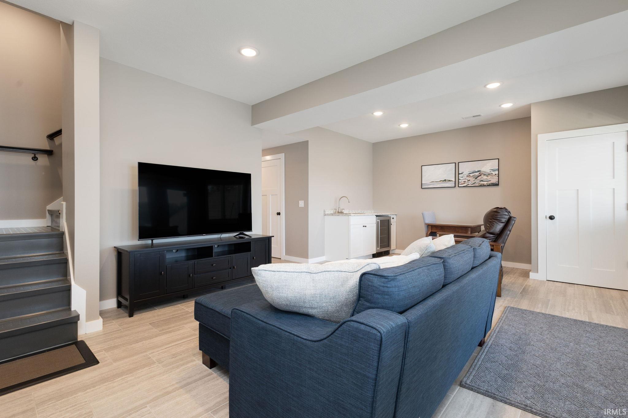10566 Jefferson Road Osceola IN 46561