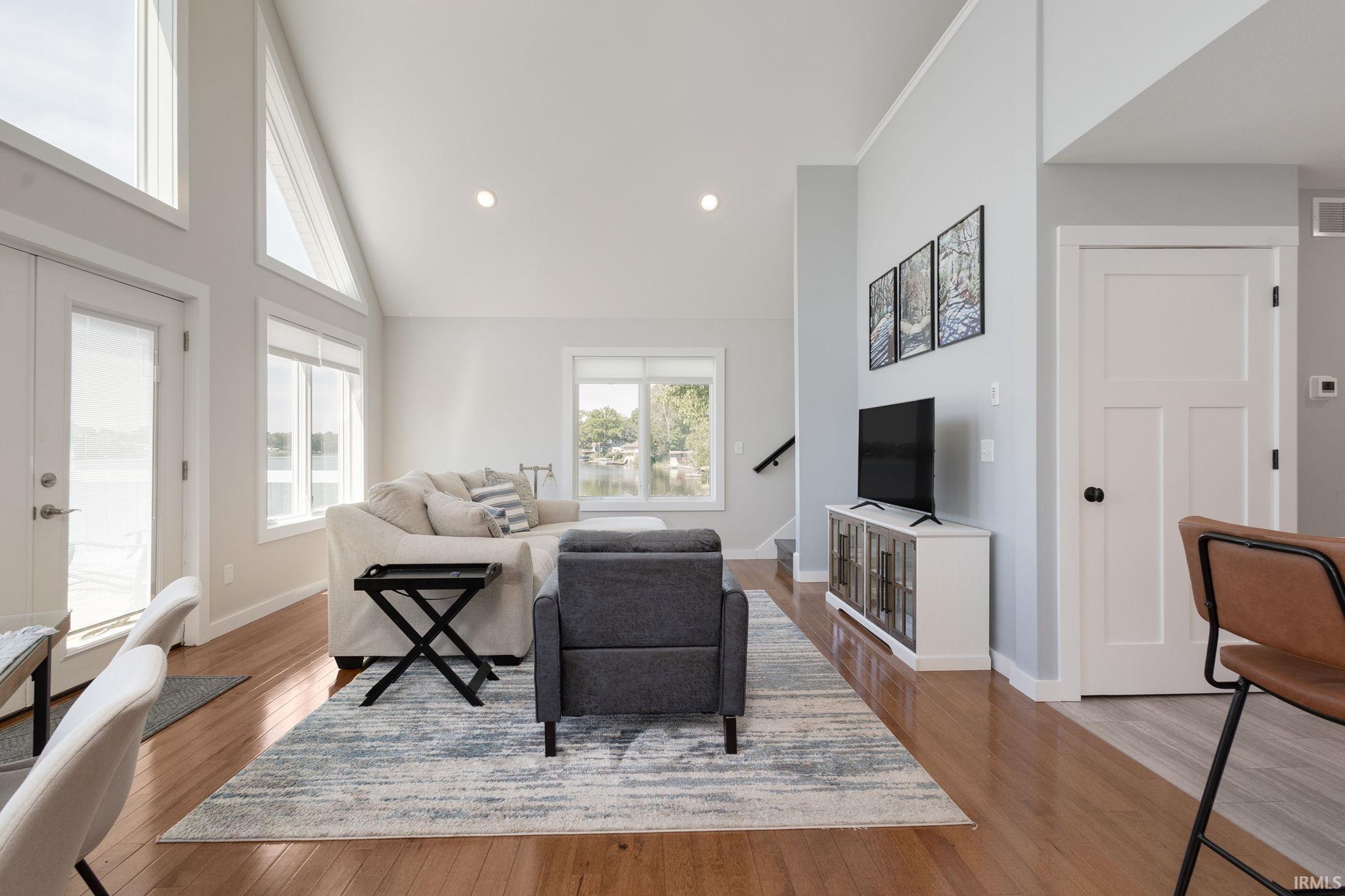10566 Jefferson Road Osceola IN 46561