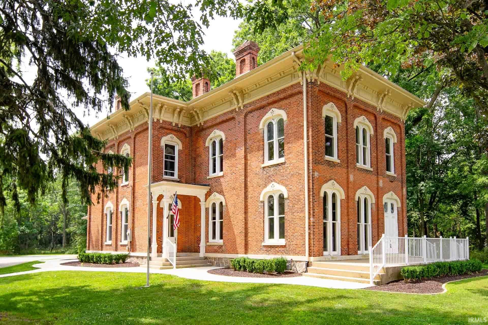 732 W Michigan Street New Carlisle IN 46552