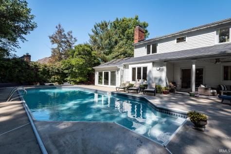 2734 E Brigs Bend Bloomington IN 47401