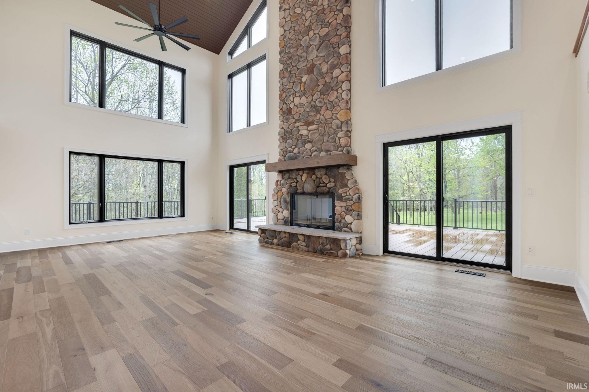 23551 In-4 Lakeville IN 46536