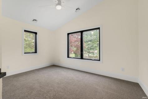 23551 In-4 Lakeville IN 46536