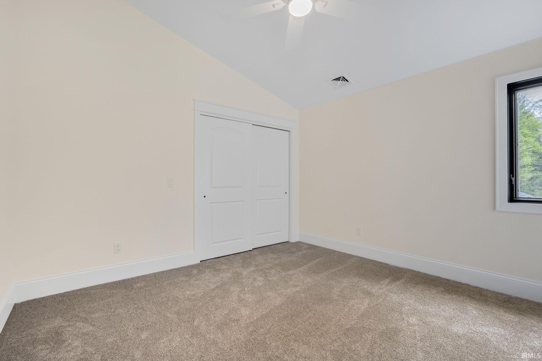 23551 In-4 Lakeville IN 46536