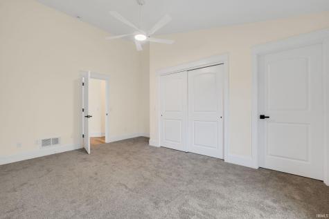23551 In-4 Lakeville IN 46536