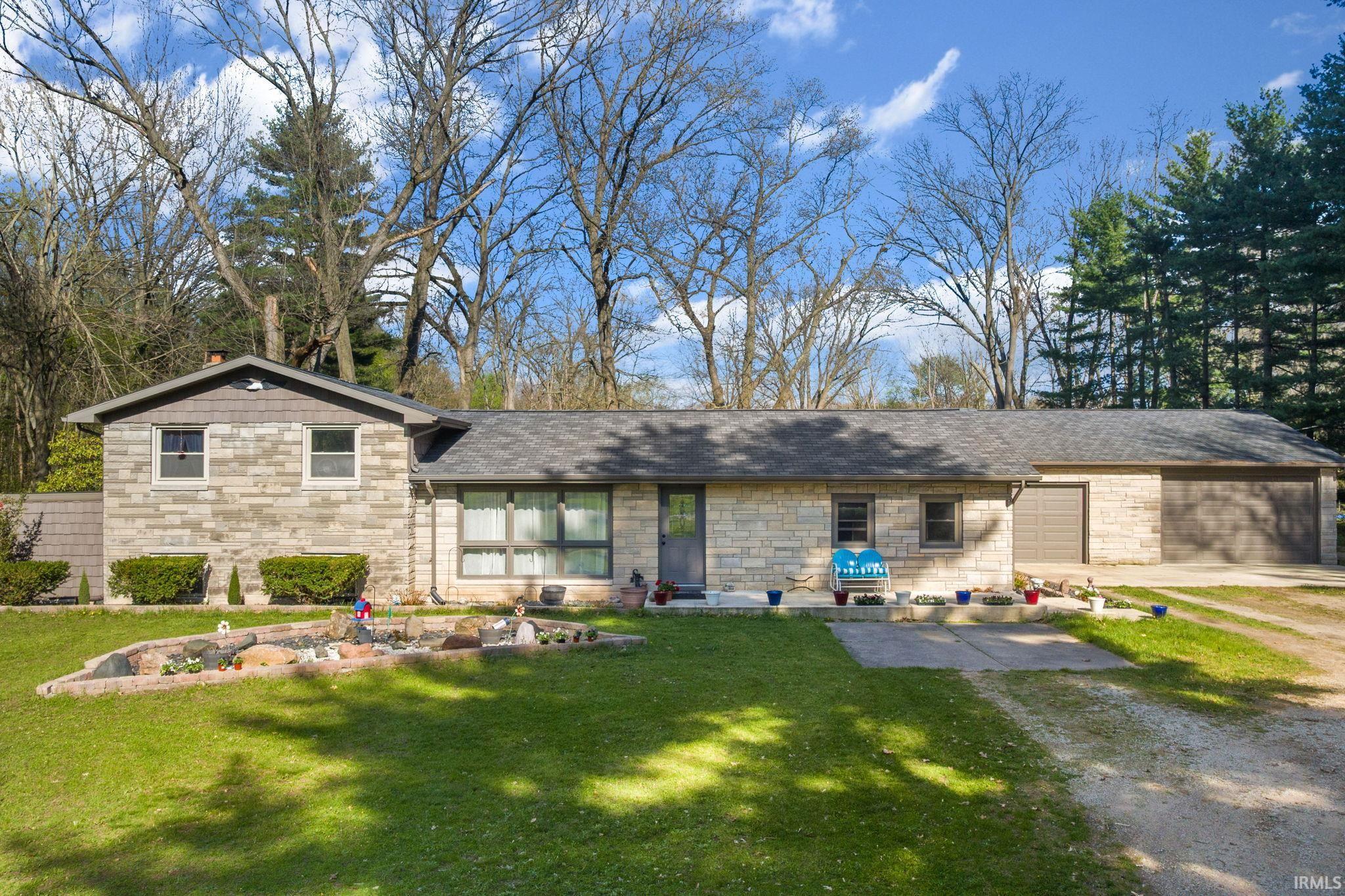 55960 Apple Road Osceola IN 46561