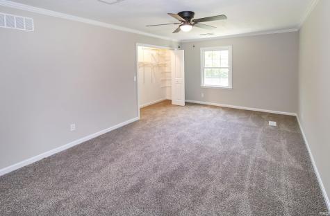 6301 E Oak Street Evansville IN 47715