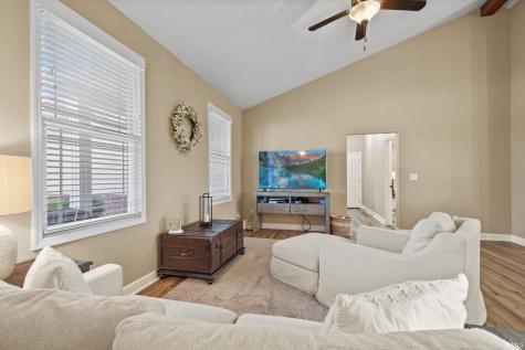 713 N Wild Pine Drive Yorktown IN 47396